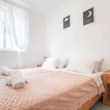 Tre Perle Vacation House With Garden And Parking * Vir