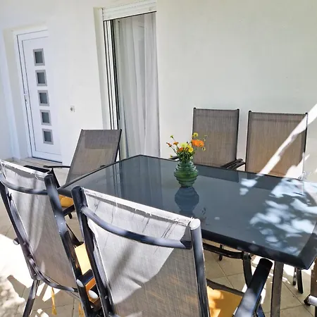 Σπίτι διακοπών Tre Perle Vacation House With Garden And Parking Vir