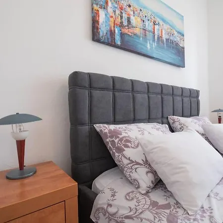 Tre Perle Vacation House With Garden And Parking Holiday home